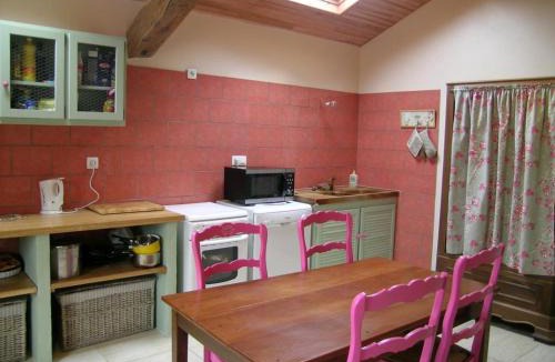 Barrais-Bussolles House | Gîte en pleine nature avec Wifi, animaux acceptés - FR-1-489-122
