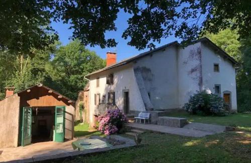 Le Bez House | Gîte en pleine nature 4 étoiles - Sauna et Jacuzzi