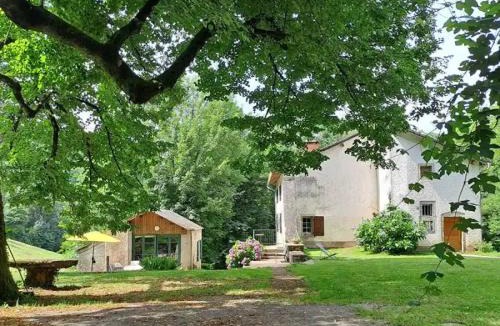 Le Bez House | Gîte en pleine nature 4 étoiles - Sauna et Jacuzzi
