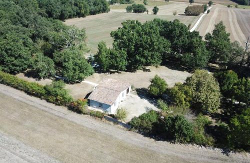 Maubec House | Gîte en pleine nature, A la douceur des Chênes