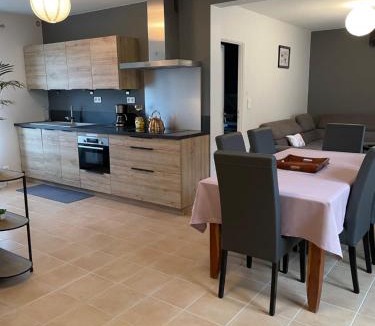 Montracol House | Gîte en Soi