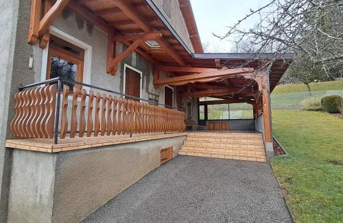 Virieu-le-Petit House | Gîte "EN VALROMEY" au pied du Grand Colombier