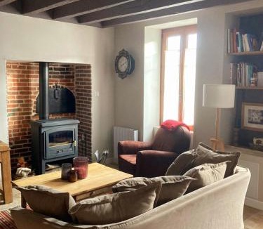 Saint-Martin-sur-Ocre House | Gîte entre Loire et Campagne