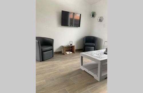 Champagne-les-Marais Apartment | gîte "entre terre et mer "climatisé à proximité de la Rochelle et des côtes vendéennes !