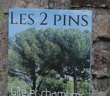 Courry House | Gîte et chambres d'hôtes Les 2 Pins