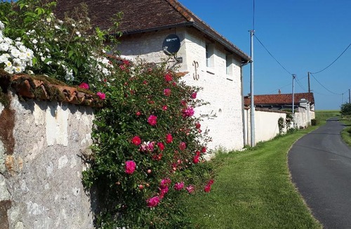 Pouant Bed & Breakfast | Gîte et chambres d'hôtes Le Chêne Billault