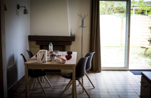 Poilly-lez-Gien House | Gîte Etrier Wallon Among horses.