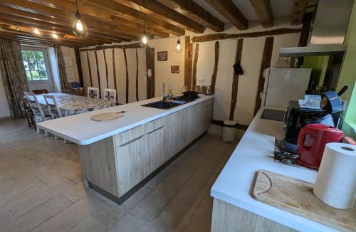 Freville-du-Gatinais House | Gîte familial rénové avec jardin, proche forêt d'Orléans et activités, à 1h d'Orléans et 2h de Paris - FR-1-590-439