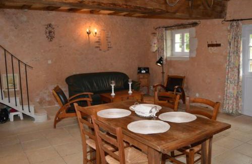 Nazelles-Negron House | Gîte familial avec piscine au cœur des châteaux de la Loire - FR-1-381-7