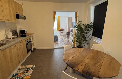 Eguzon-Chantome House | Gîte familial 4 chambres, 8-10 personnes Eguzon