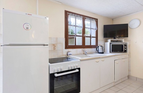 Apremont Apartment | Gîte for 4: "L'étoile de mer" in Apremont, Vendée – Lake Beach 1 km, Sea 17 km