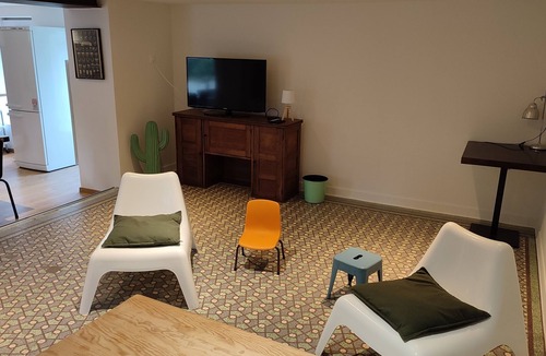 Murs-Erigne House | Gîte for 8 people