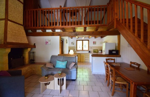 Blanquefort-sur-Briolance House | Gîte avec piscine et jacuzzi - Lot-et-Garonne