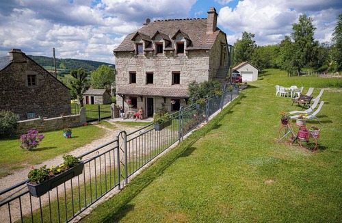 Saint-Alban-sur-Limagnole House | Gîte Le Marlet - SAINT-ALBAN-SUR-LIMAGNOLE