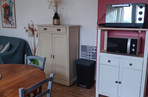 Saint-Julien-de-Cassagnas Apartment | Gîte 4 people Gard, swimming pool, river and spa Les Fumades