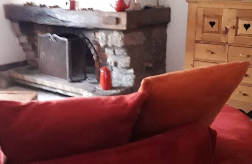 Saint-Maurice-sur-Moselle Apartment | Gîte Dans Ferme Équestre