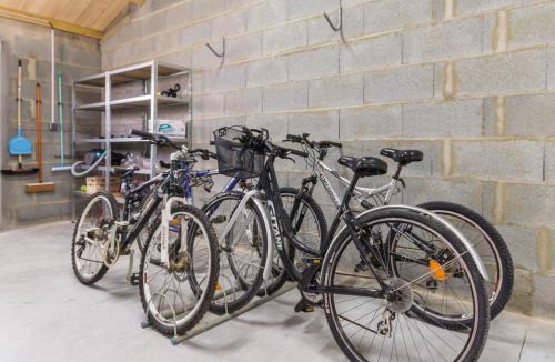 Saint-Philbert-de-Grand-Lieu House | Gîte au calme avec jardin privé, vélos gratuits, équipements bébé et garage - proche de Nantes et plages - FR-1-306-980