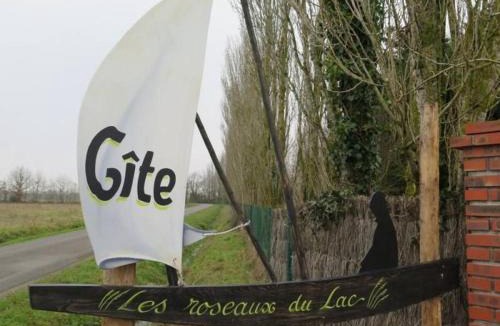 Saint-Philbert-de-Grand-Lieu House | Gîte paisible avec grand jardin près du lac, ping-pong, vélo, climatisation, proche de Nantes et plages - FR-1-306-1056