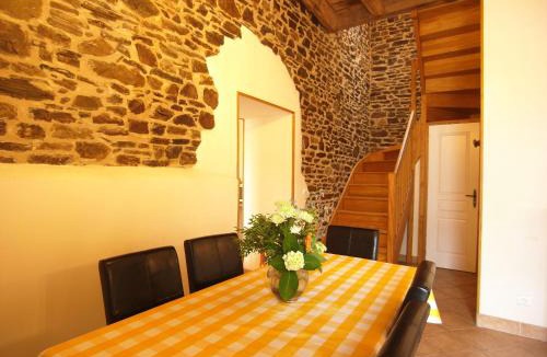 Les Champs-Geraux House | Gîte Fraise - Les Gîtes de la Lohuas