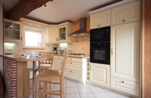 Saint-Martin-aux-Buneaux House | Gîte G1073