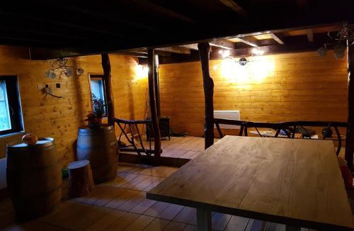 Saligos House | gîte, grange aménagée