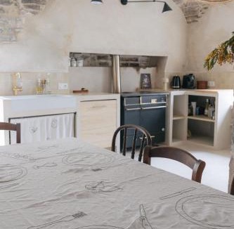 Pompignan House | Gîte Guillaumand