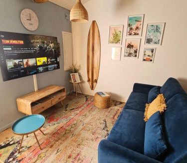 La Roche-sur-Yon Apartment | Gîte "Hawaï", avec parking securisé