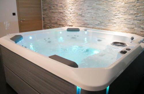 Bourgbarre House | Gîte Il était une fois SPA privatif