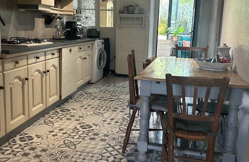 Menil-Hubert-sur-Orne House | Gîte in a green setting in Normandy