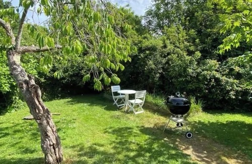 Menil-Hubert-sur-Orne House | Gîte in a green setting in Normandy