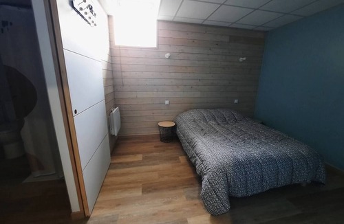 Ampoigne Other | Gîte in L'Epinay