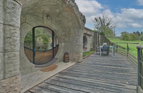 La Haie-Traversaine House | Gîte Insolite Troglogîte - Pour 5 en pleine nature