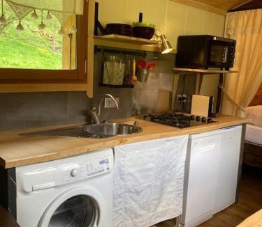 Vennes House | Gîte insolite, logement fabuleux