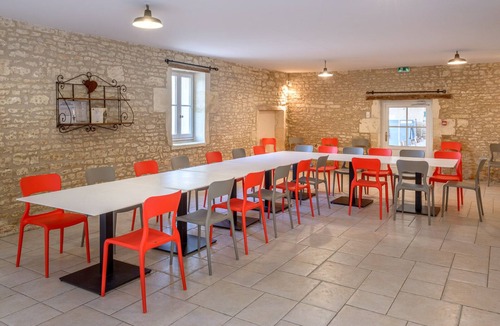 Cherves-Richemont House | Gîte Iris in Cognac country.