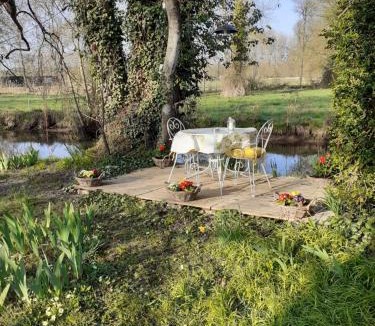 Beaulieu-les-Loches Apartment | gîte " jardin peyrona" visite zoo beauval et châteaux de Loire