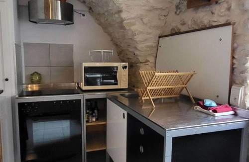 Saint-Victor-de-Malcap Apartment | Gîte Jasmin