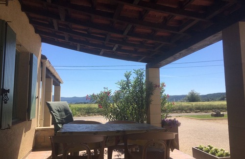 Banne House | Gîte Jaune