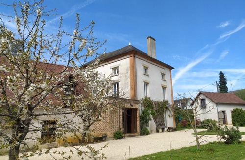 Saint-Martin-d'Auxigny House | Gîte - L'Étang du Platé
