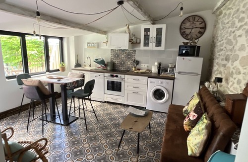 Le Castellet Bed & Breakfast | Gîte L'Atelier *