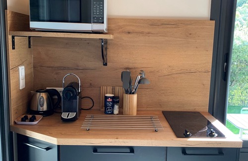 Laval-Pradel Cottage | Gîte L'escapade, Piscine et spa Privés !