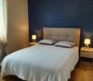 Pirajoux House | Gîte l'Etape