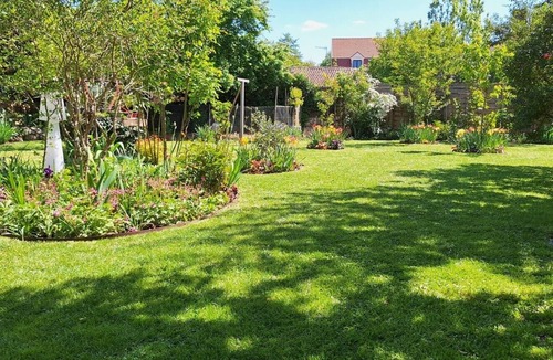 Saint-Pardoux-la-Riviere House | Gîte Les Dames Jeanne in Périgord