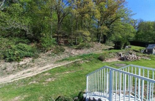 Saint-Sulpice-le-Gueretois Apartment | Gîte Le Chardet