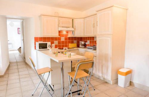 Fraissinet-de-Lozere House | Gîte l'hermet