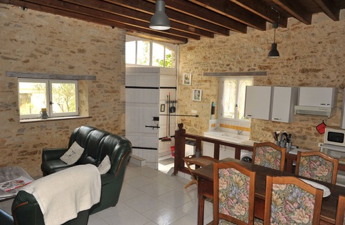 Bazoges-en-Pareds House | Gîte L'olivier