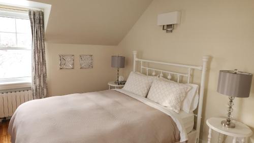 Grand Mere Bed & Breakfast | Gîte La Belle Aventure B&B