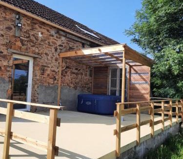 Feusines House | Gîte 'La BelleVue'