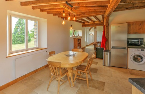 Saint-Fargeau House | Gîte La Bergerie >