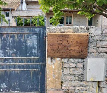 Savigny-sur-Grosne House | Gîte La Bouchonnette
