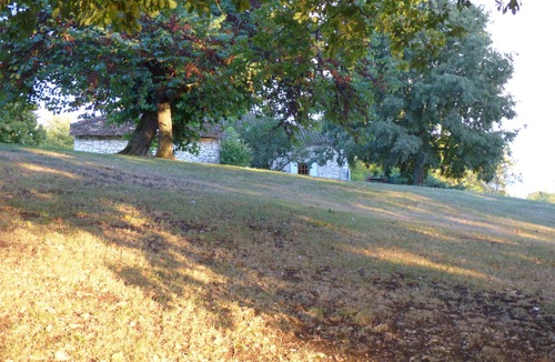 Douzains Cottage | Gîte LA CONCIERGERIE in DOUZAINS